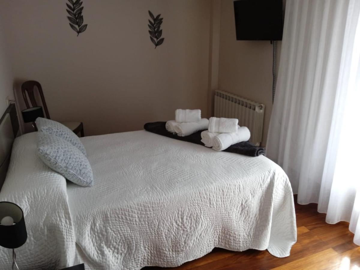 Pedroenea Apartamento Elizondo Esterno foto
