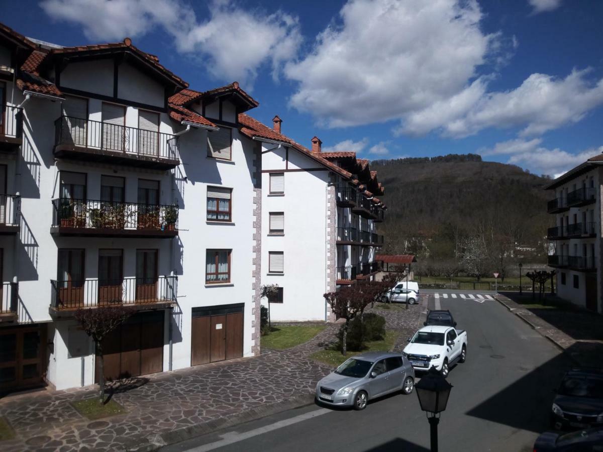 Pedroenea Apartamento Elizondo Esterno foto